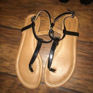Bcbg sandals size 7